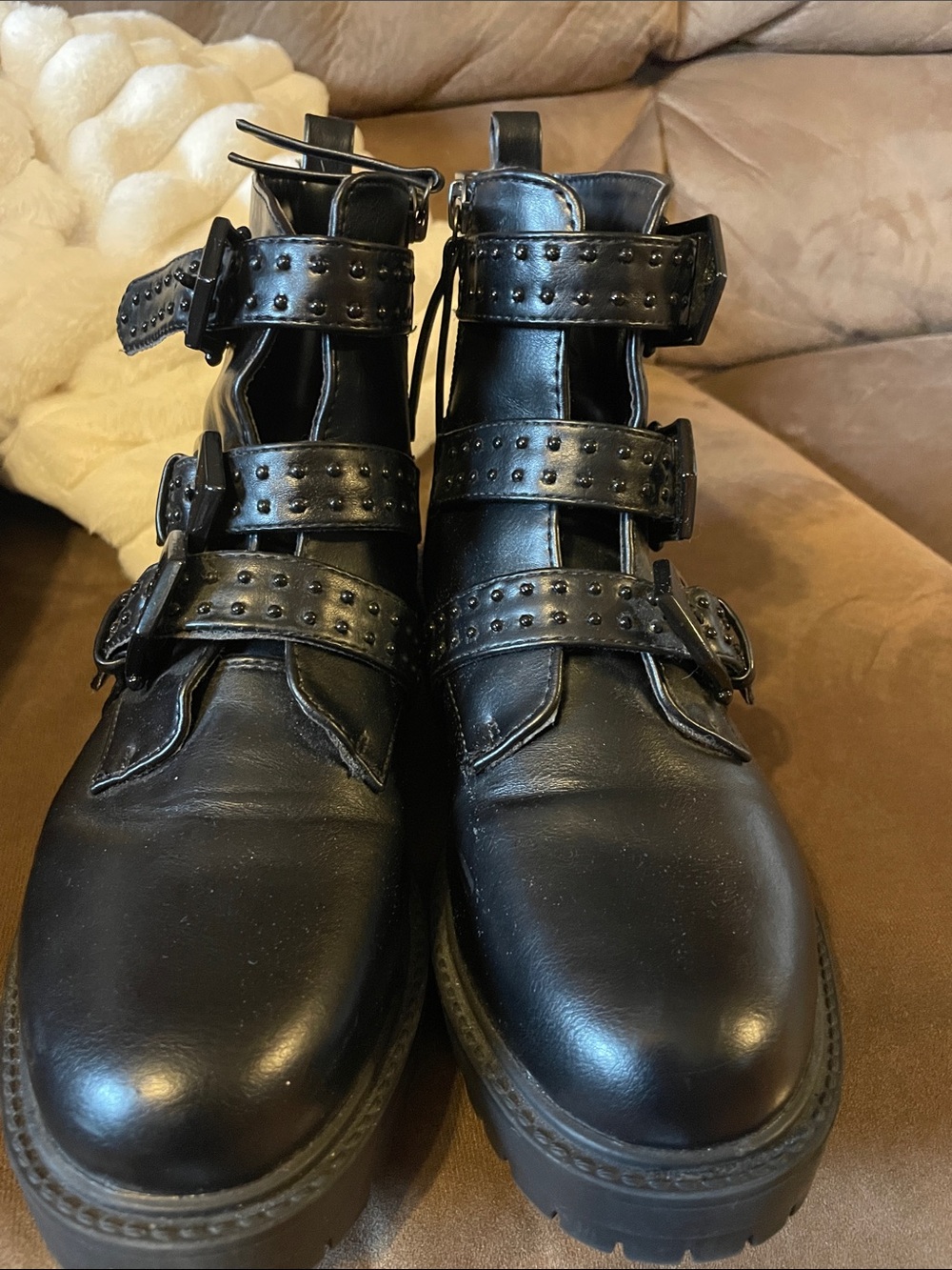 A New Day Black Chunky Studded Combat Boots 6 - Picture 2 of 7